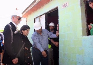 Ministra Saball inspeccionó obras en Arica