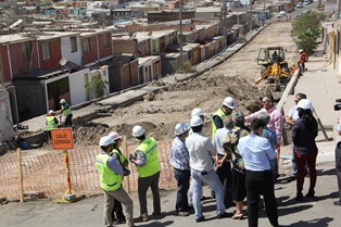 pavimentación en calle Néspolo