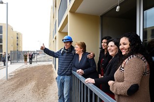 Política habitacional del Minvu se consolida en Arica: 224 familias 